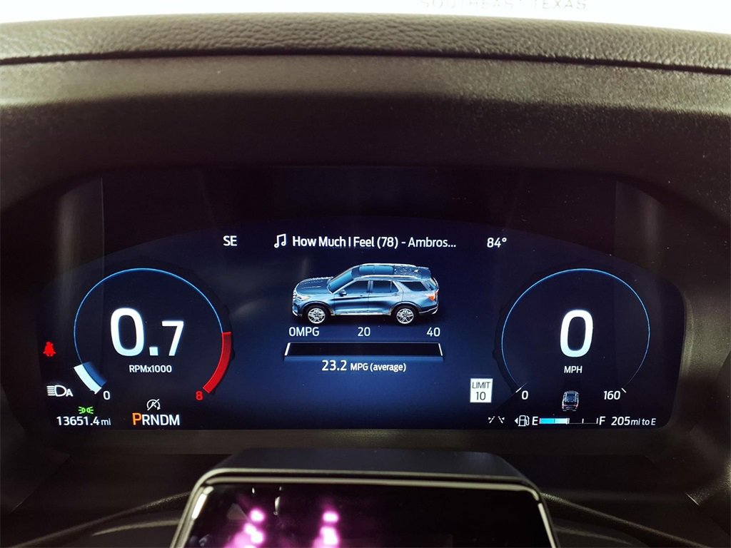 Used 2025 Ford Explorer ST image 19