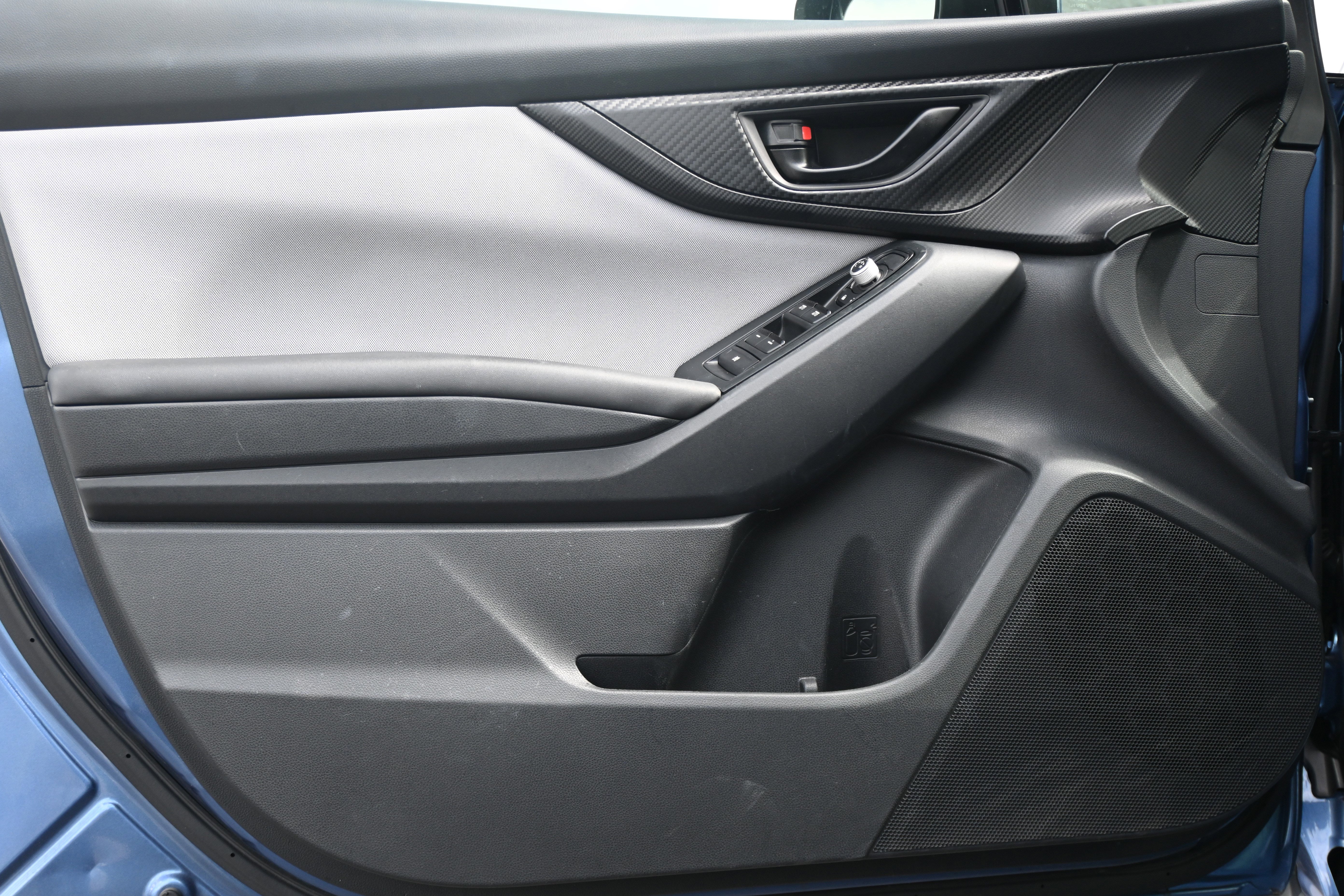 Used 2020 Subaru Crosstrek 2.0i Premium w/ Moonroof Package 2 image 14