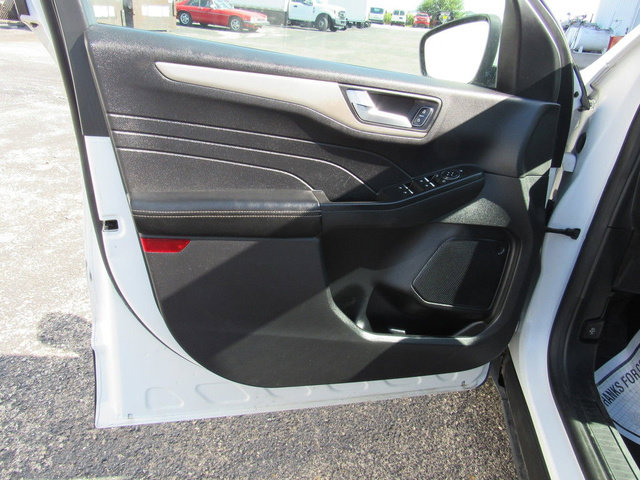 Used 2021 Ford Escape SE FWD image 24