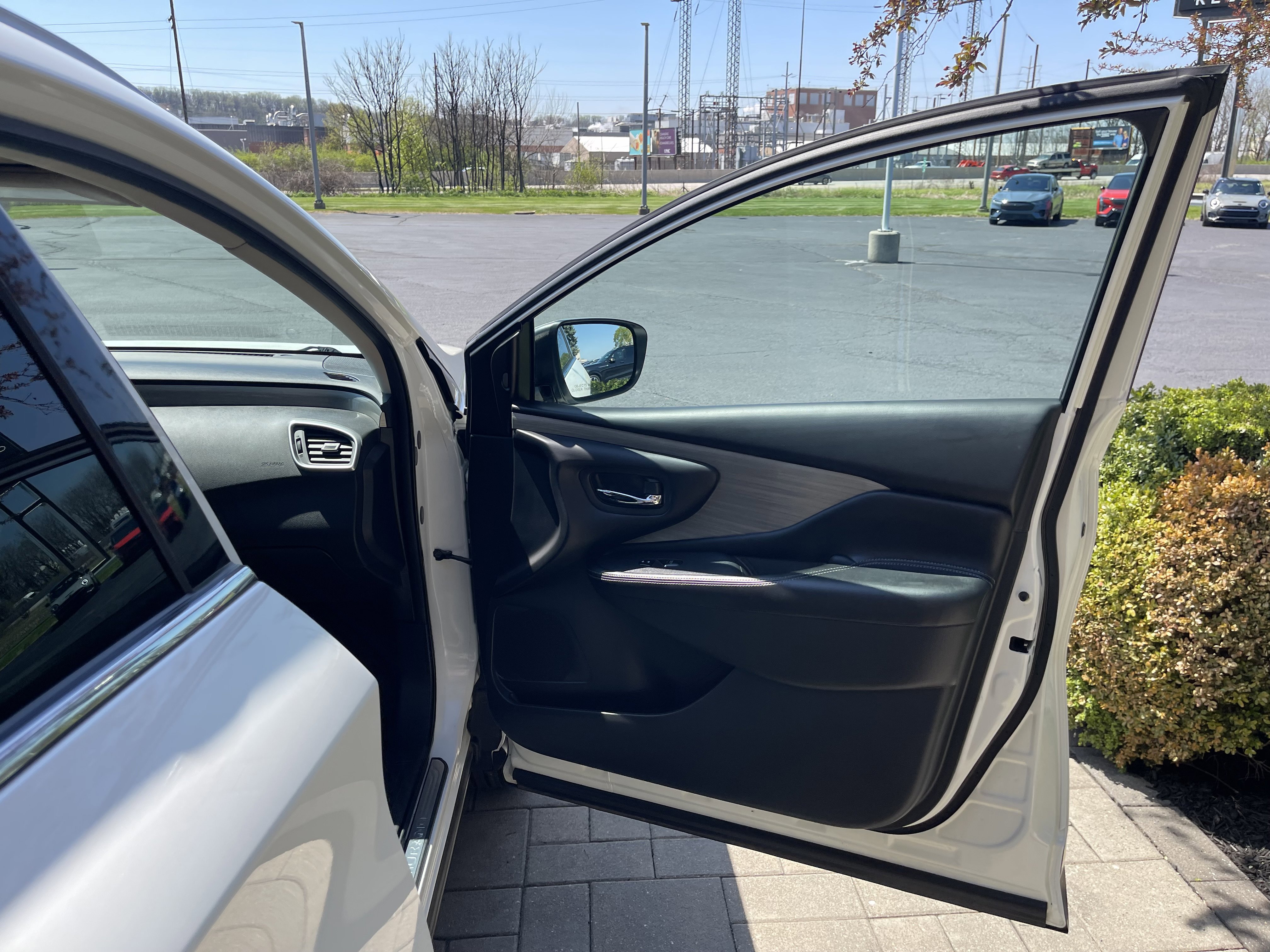 Used 2017 Nissan Murano Platinum w/ Platinum Technology Package image 29