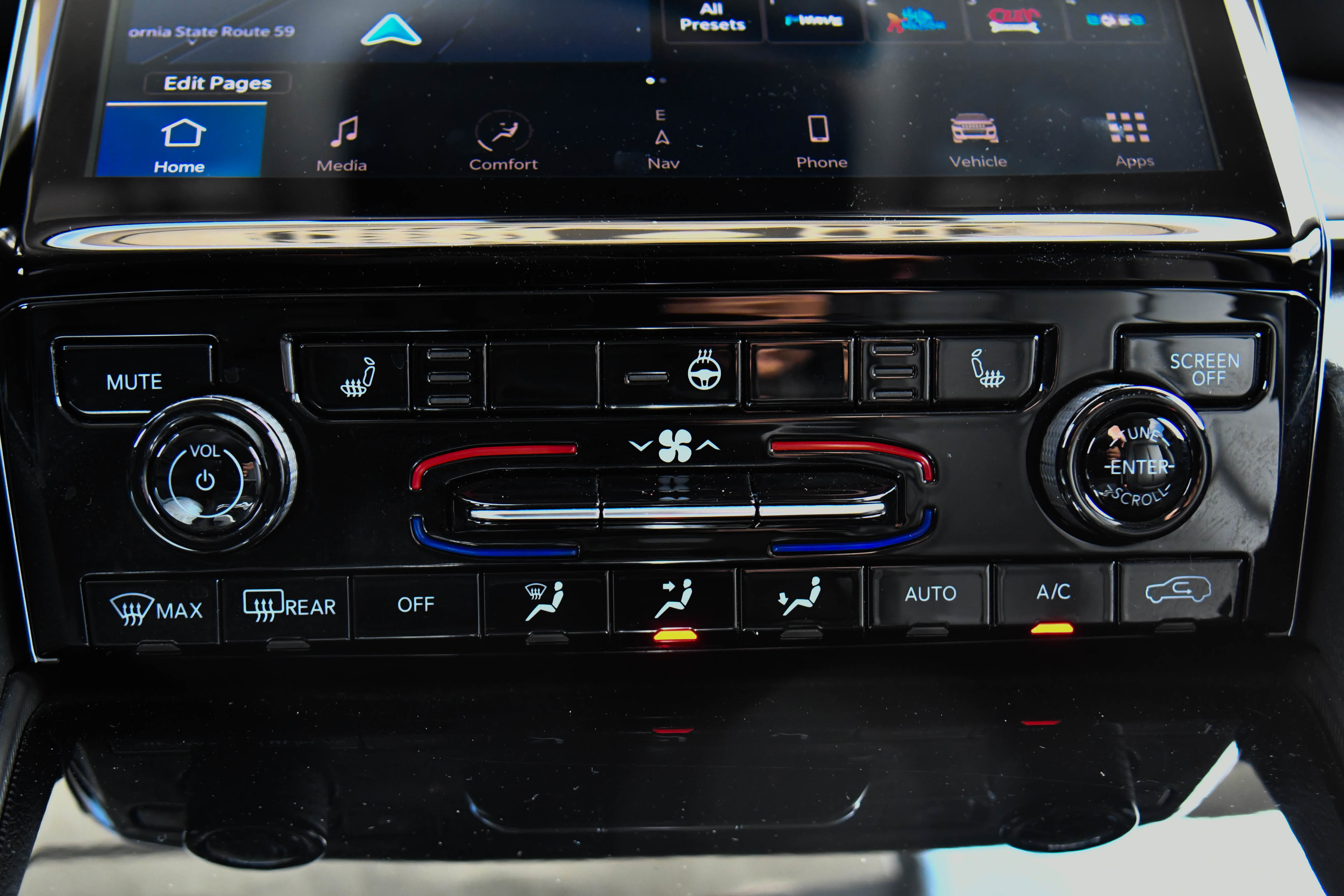 Used 2023 Jeep Grand Cherokee 4WD 4xe image 29