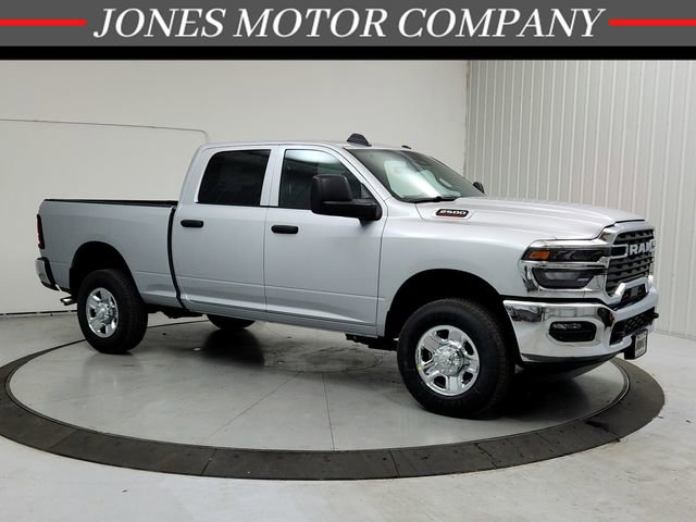 New 2026 RAM 2500 Tradesman w/ Chrome Appearance Group