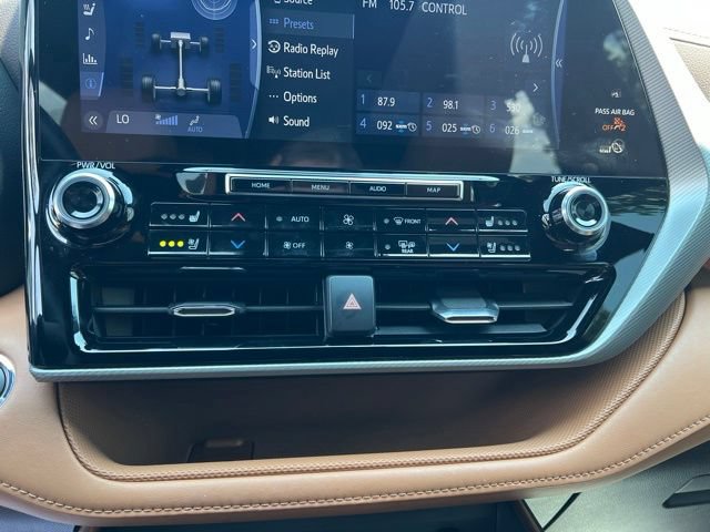 Used 2022 Toyota Highlander Platinum AWD/4WD image 20
