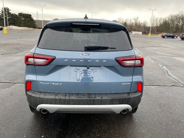 Used 2023 Ford Escape Platinum image 4