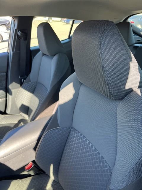 Used 2021 Toyota C-HR LE image 11