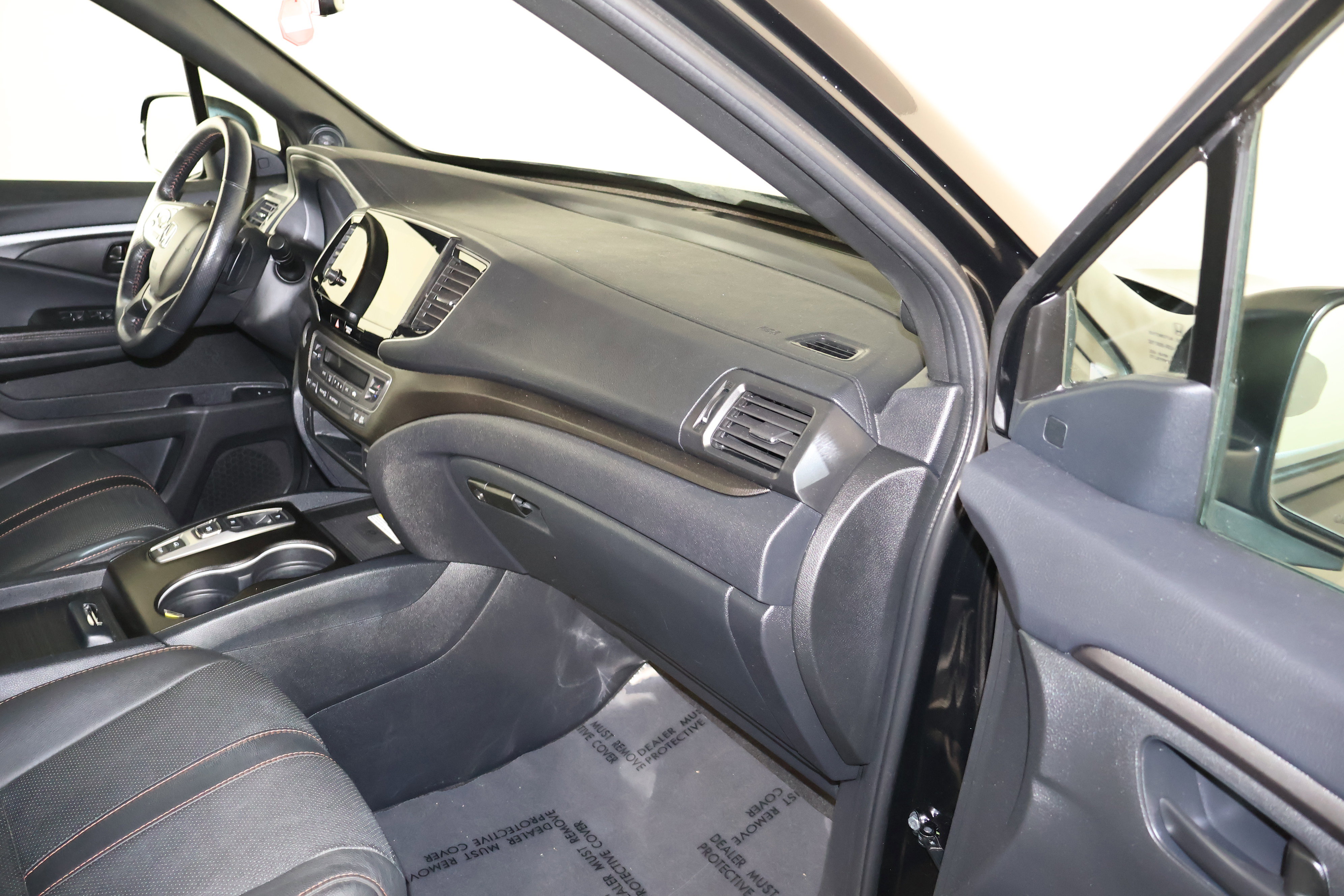 Used 2022 Honda Passport TrailSport image 42