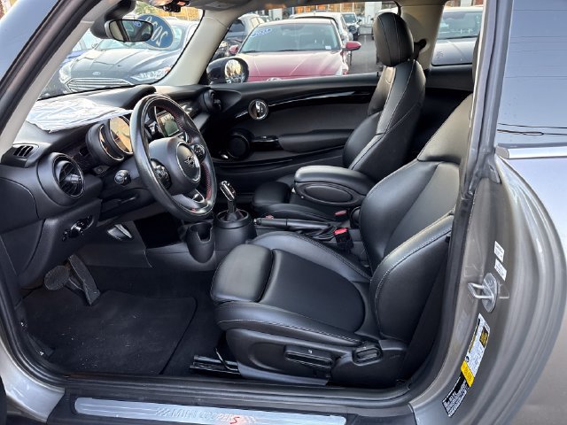 Used 2020 MINI Cooper S FWD image 15
