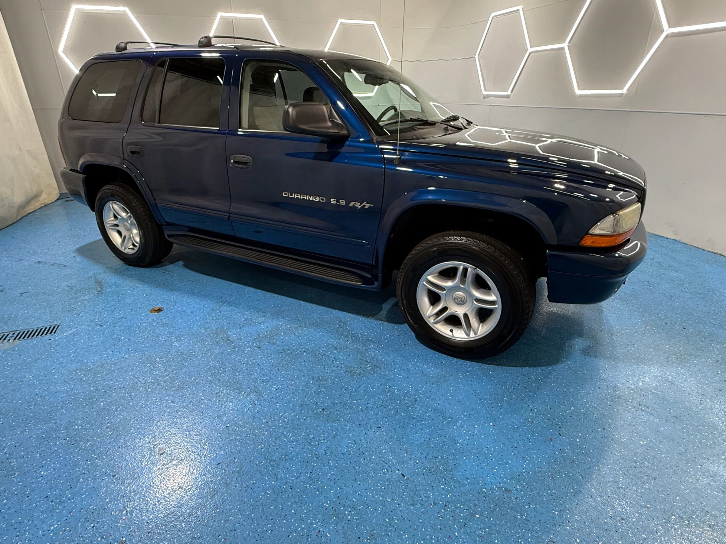 Used 2001 Dodge Durango R/T image 81