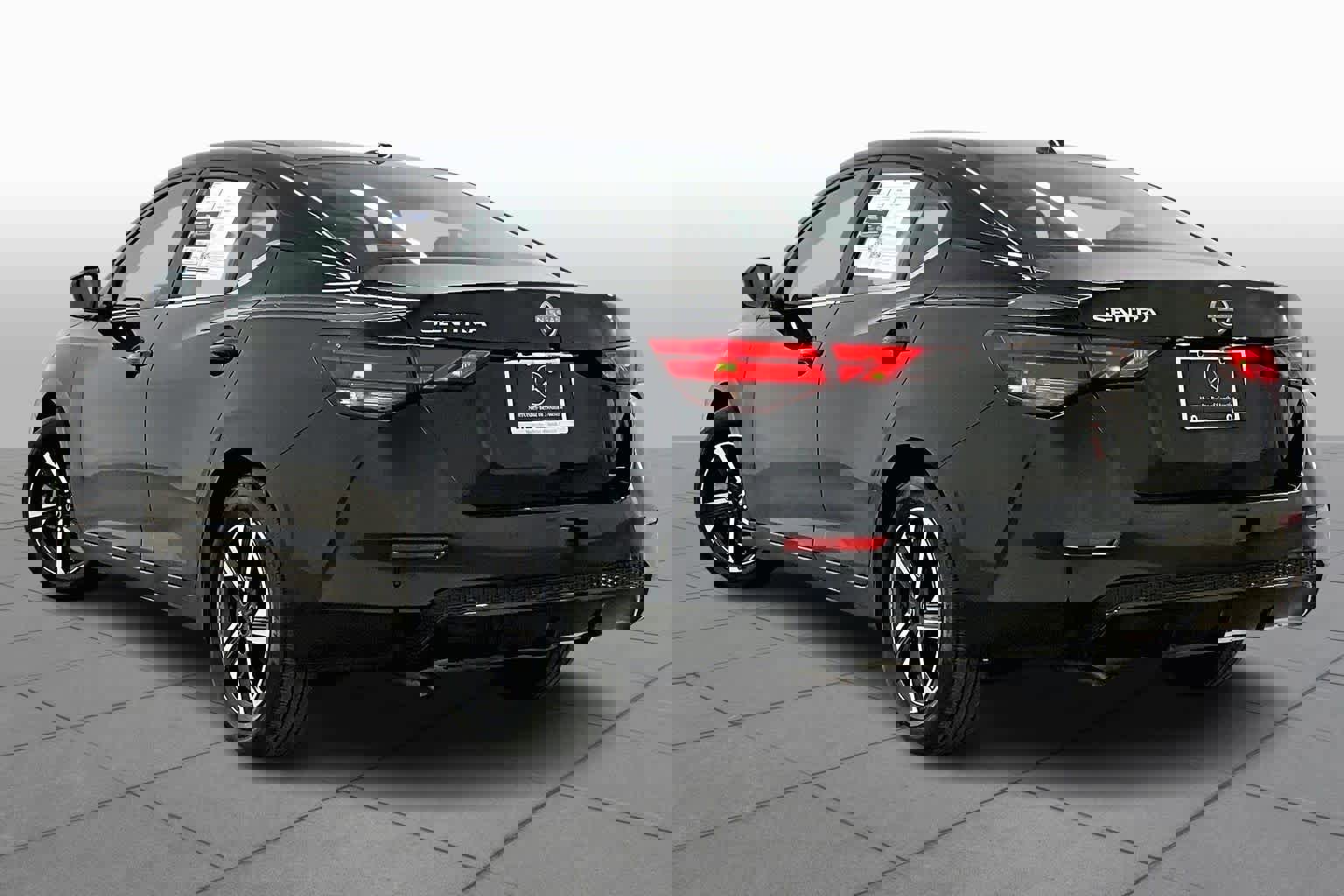 Used 2025 Nissan Sentra SV image 12