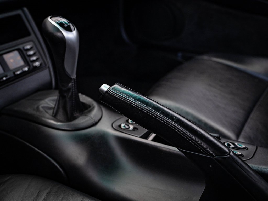 Used 2000 Porsche 911 Carrera image 36