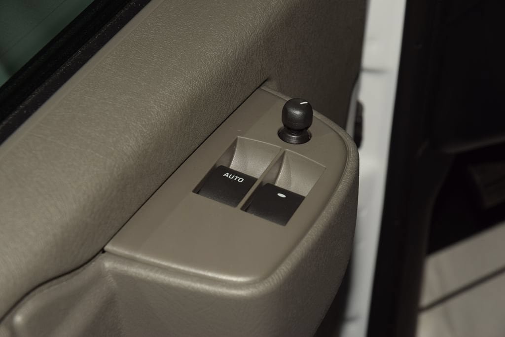 New 2026 Chevrolet Express 3500 LS RWD image 36