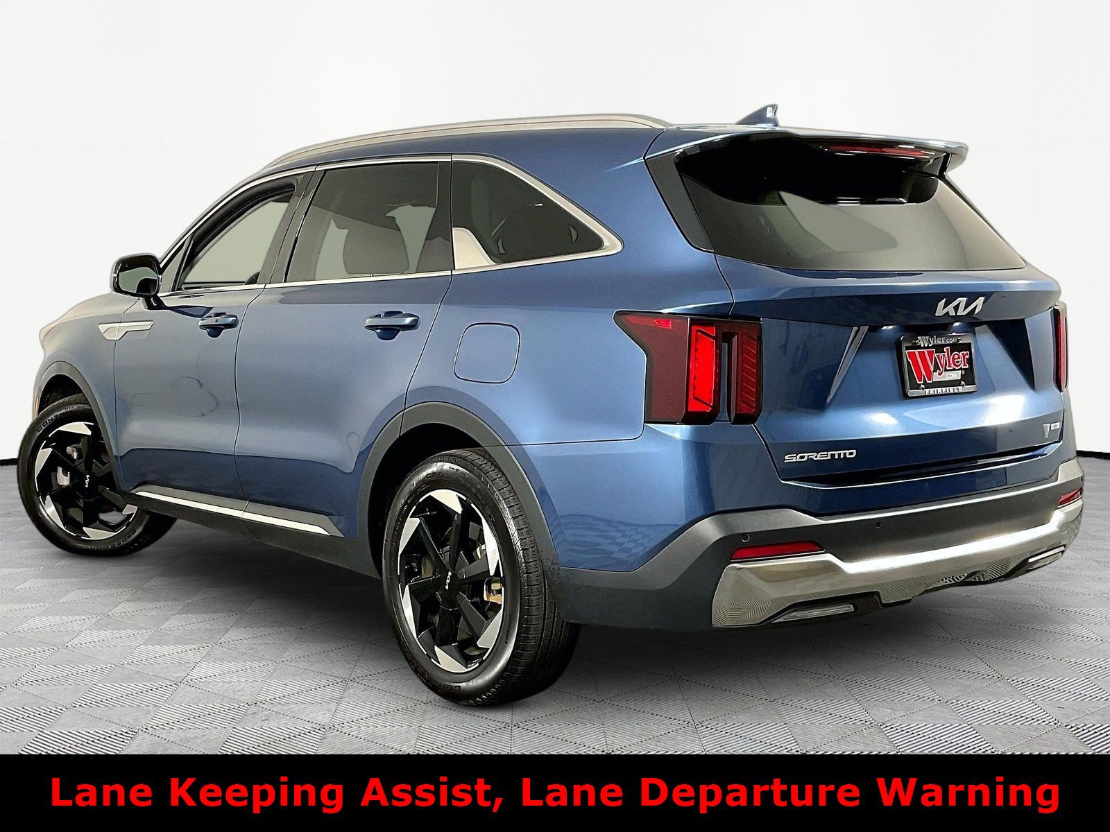 Used 2025 Kia Sorento EX w/ EX Panoramic Sunroof Package AWD/4WD image 4