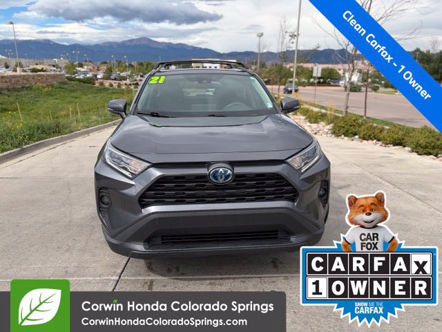 Used 2021 Toyota RAV4 XLE w/ Convenience Package AWD/4WD image 2