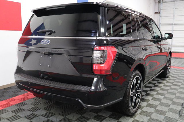 Used 2020 Ford Expedition Limited w/ Equipment Group 303A AWD/4WD image 19