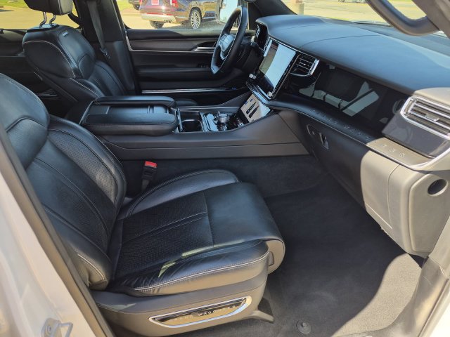 Used 2024 Jeep Grand Wagoneer L Series II w/ Quick Order Packagew 28T AWD/4WD image 11