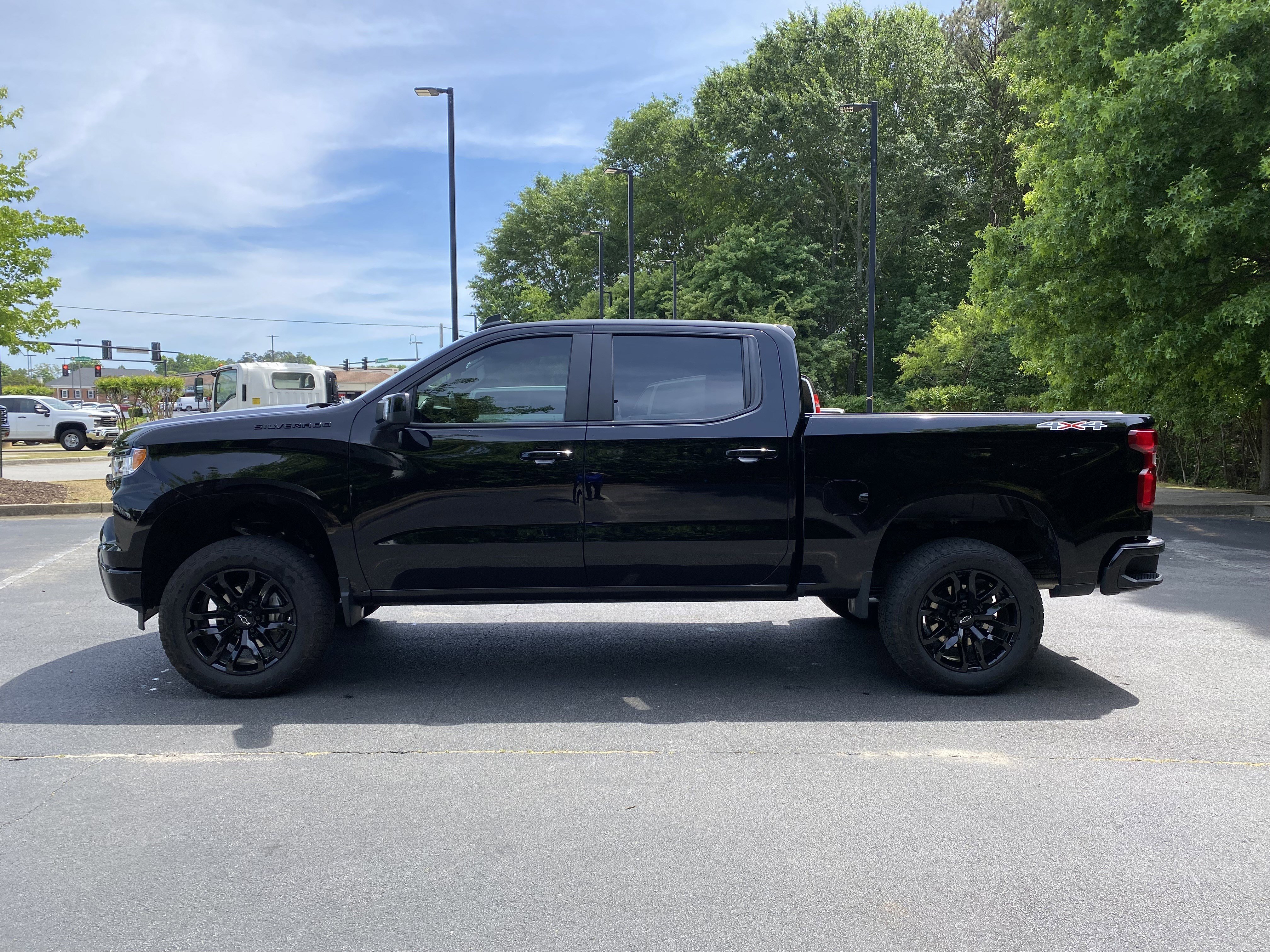 Used 2024 Chevrolet Silverado 1500 RST w/ Convenience Package II AWD/4WD image 6
