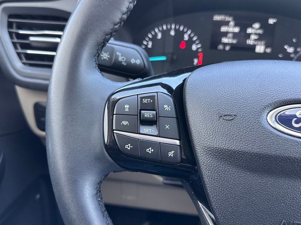 Used 2022 Ford Escape SEL AWD/4WD image 29