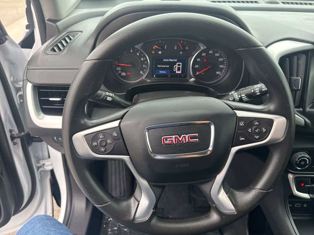 Used 2022 GMC Terrain SLE image 13