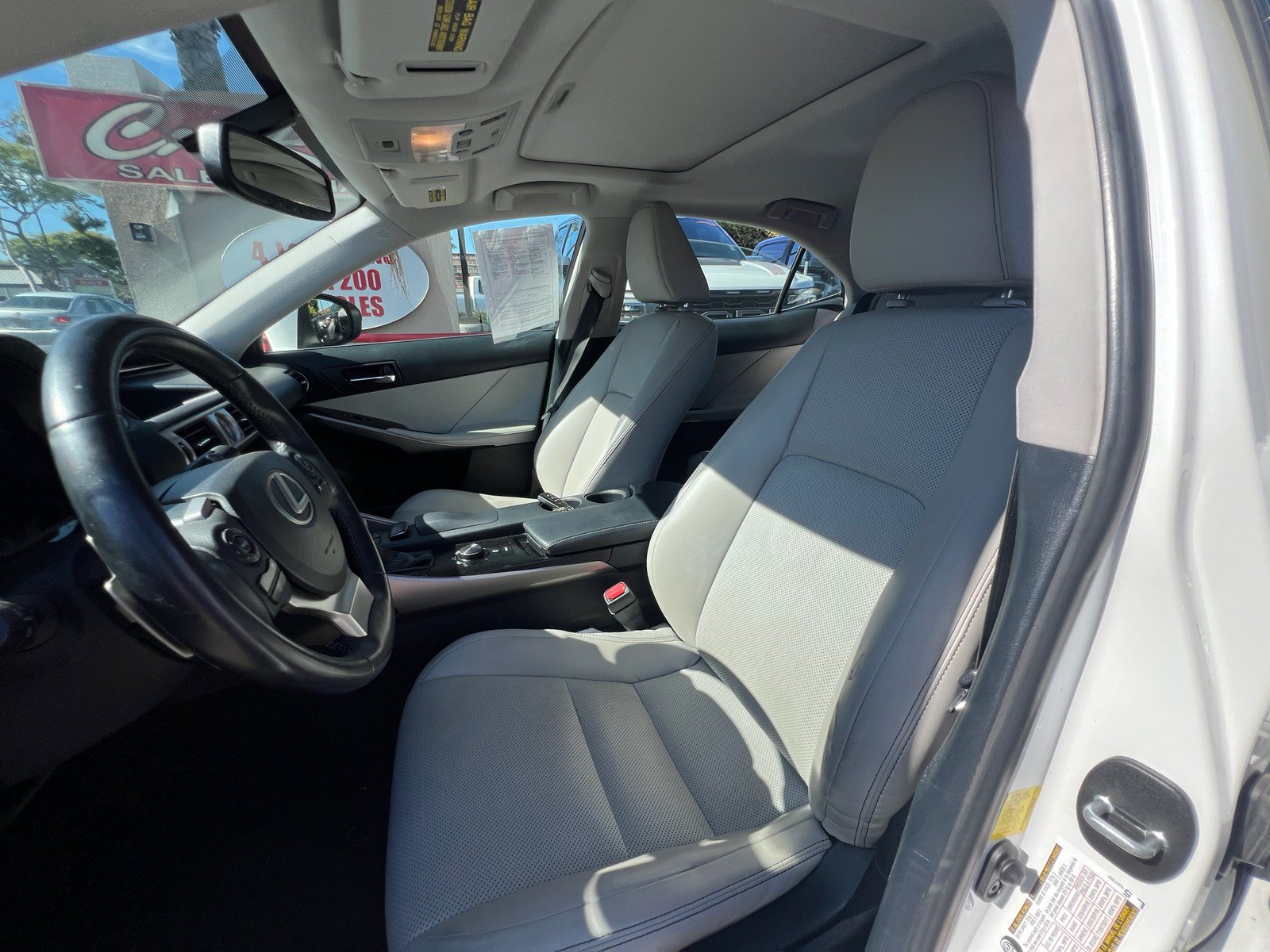 Used 2014 Lexus IS 350 w/ Navigation Package RWD image 9