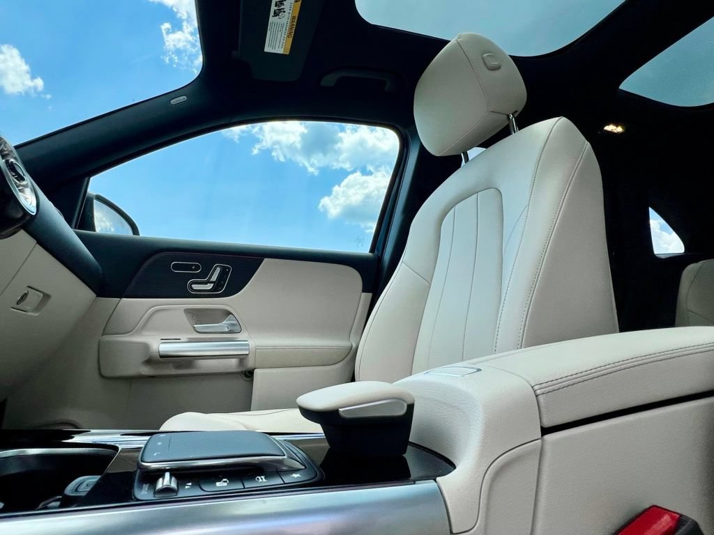 Certified 2023 Mercedes-Benz GLA 250 4MATIC image 17
