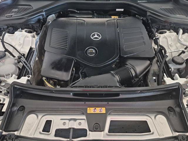 Used 2025 Mercedes-Benz GLC 300 4MATIC image 24