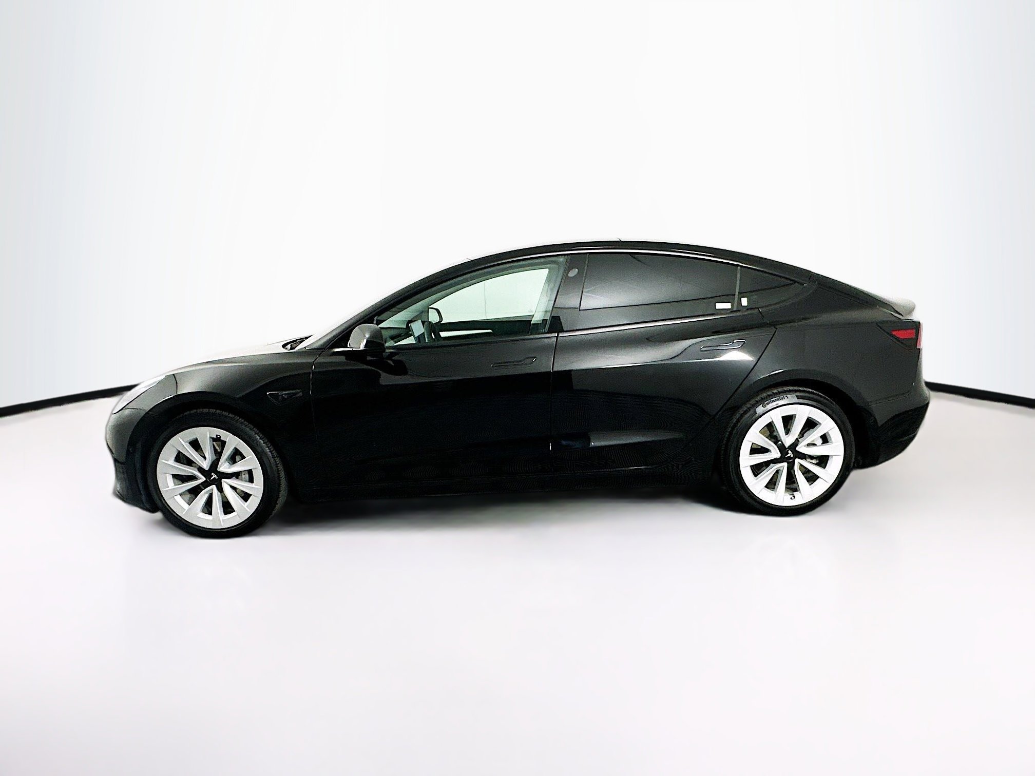 Used 2021 Tesla Model 3 Long Range image 4