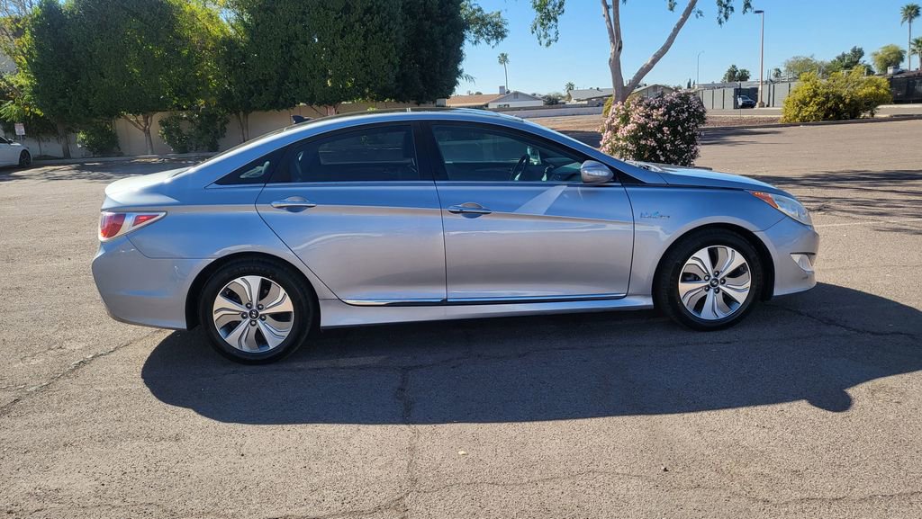 Used 2015 Hyundai Sonata Limited w/ Option Group 02 image 10