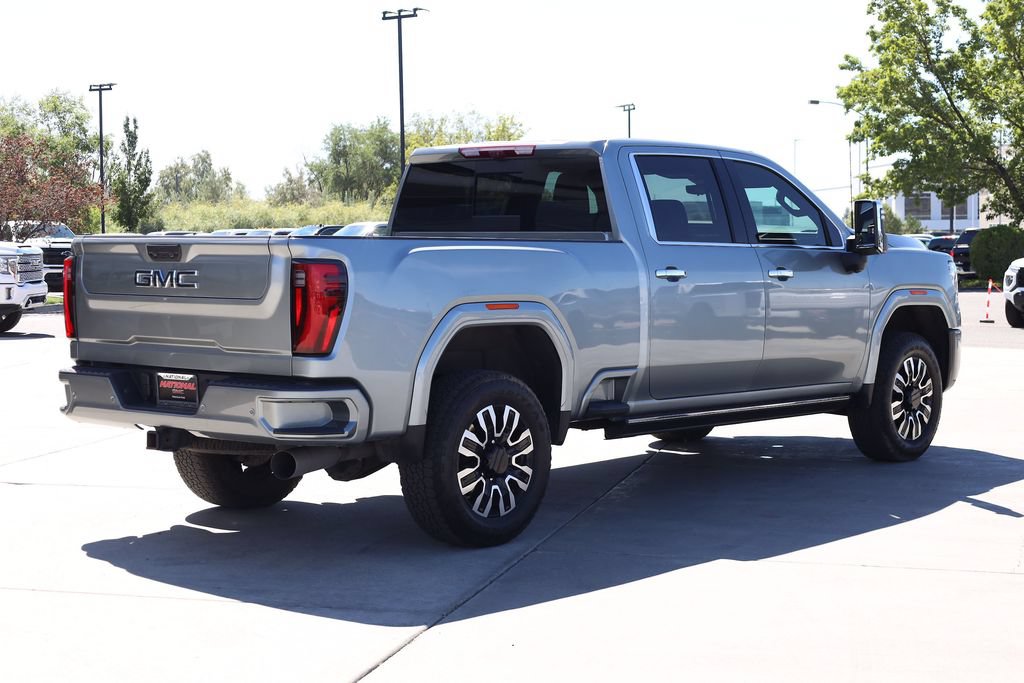Used 2024 GMC Sierra 2500 Denali Ultimate w/ Max Trailering Package AWD/4WD image 6