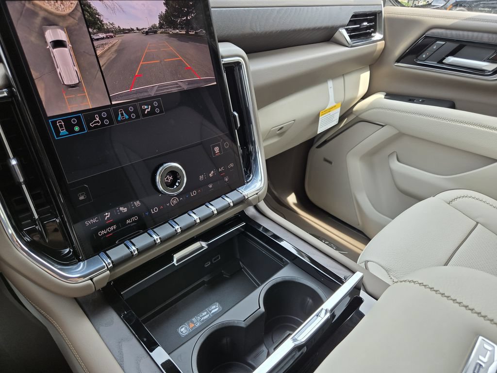 New 2026 GMC Yukon XL Denali w/ LPO, Floor Liner Package AWD/4WD image 14