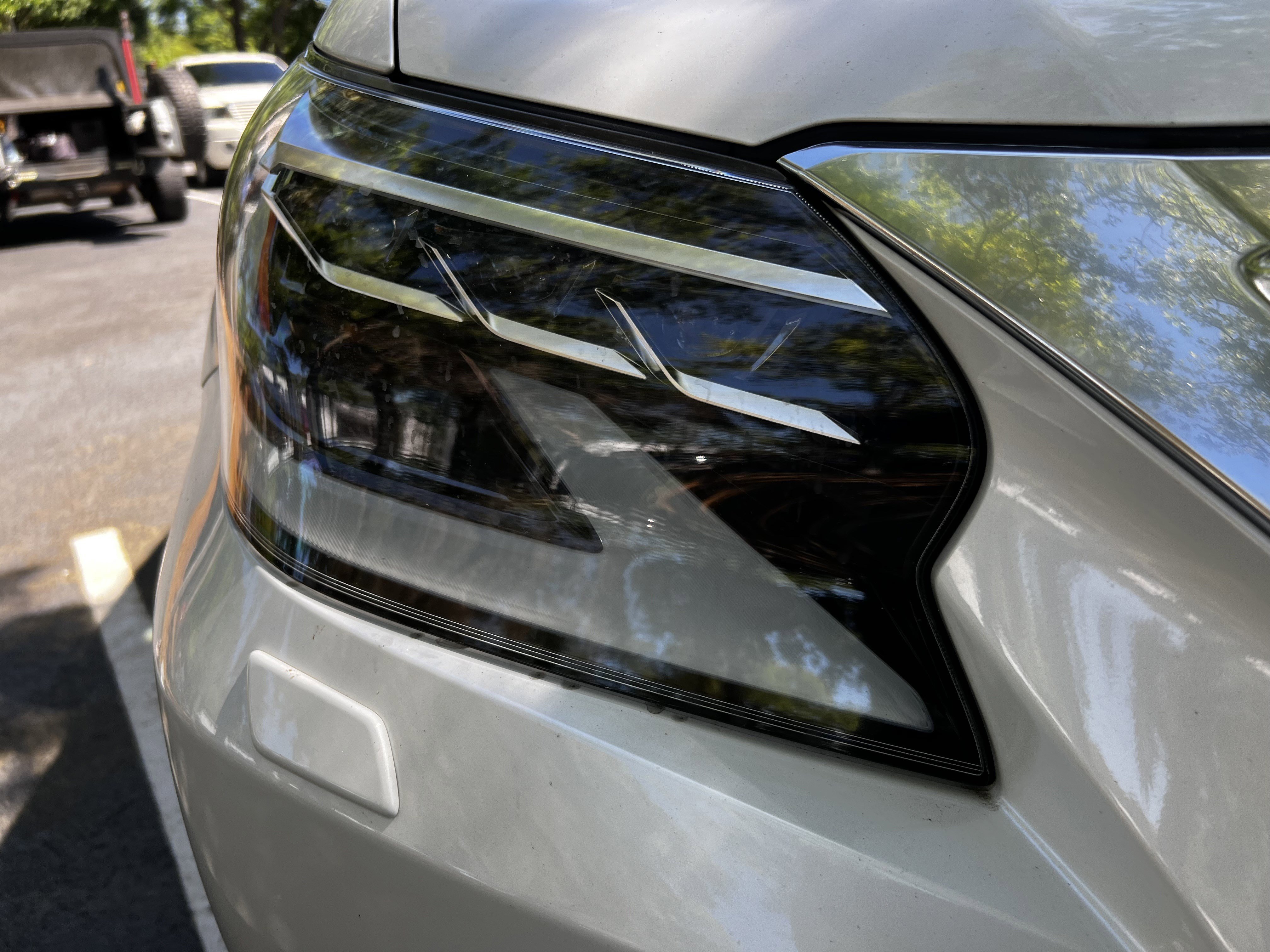 Used 2020 Lexus GX 460 Luxury w/ Accessory Package image 12