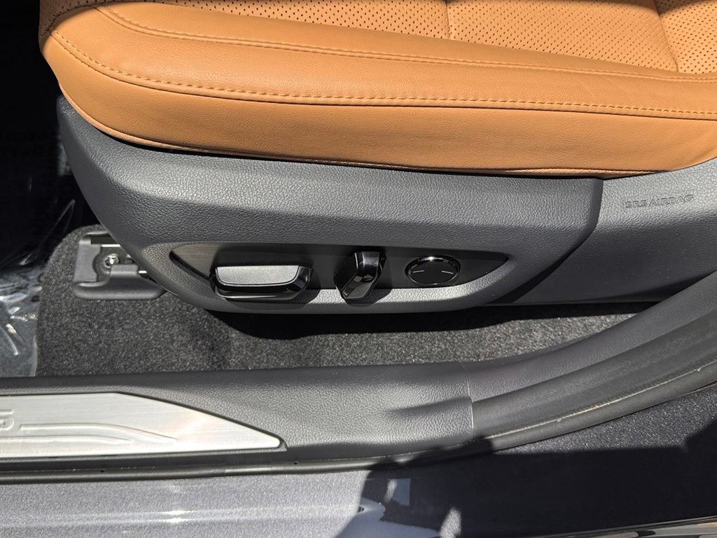 Used 2026 Lexus NX 350h AWD w/ Cold Area Package image 18