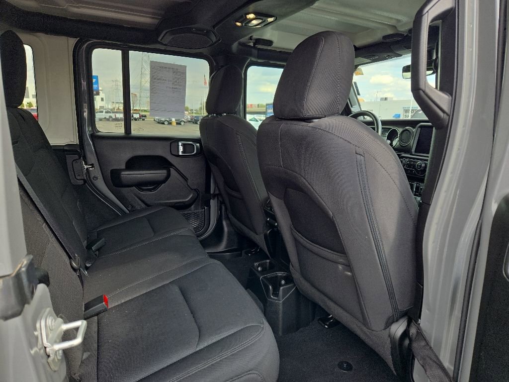 Used 2023 Jeep Wrangler Unlimited Sport AWD/4WD image 16