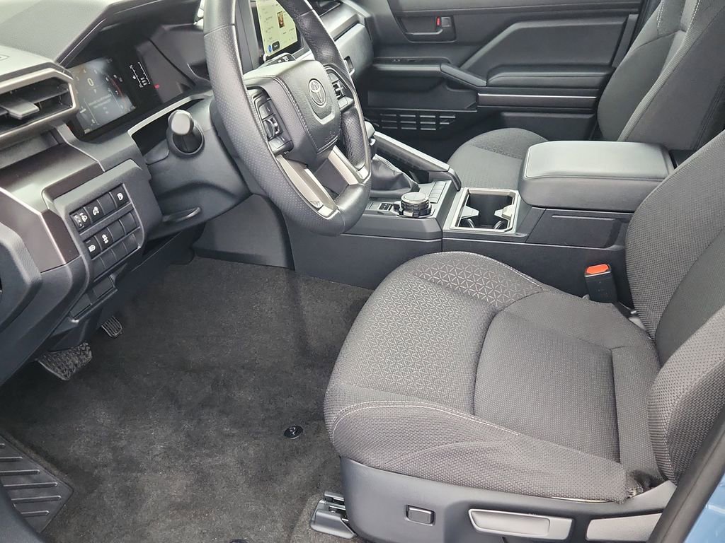 Used 2025 Toyota 4Runner SR5 image 7