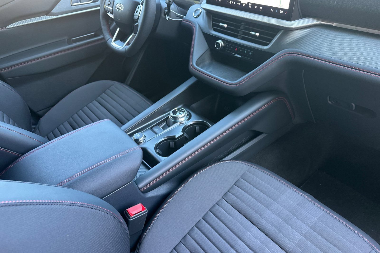 New 2026 Ford Explorer ST-Line w/ ST-Line Street Pack RWD image 17