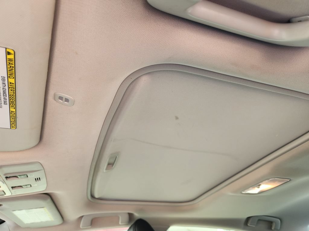 Used 2017 Toyota Corolla XSE w/ Carpet Mat Package (TMS) FWD image 25