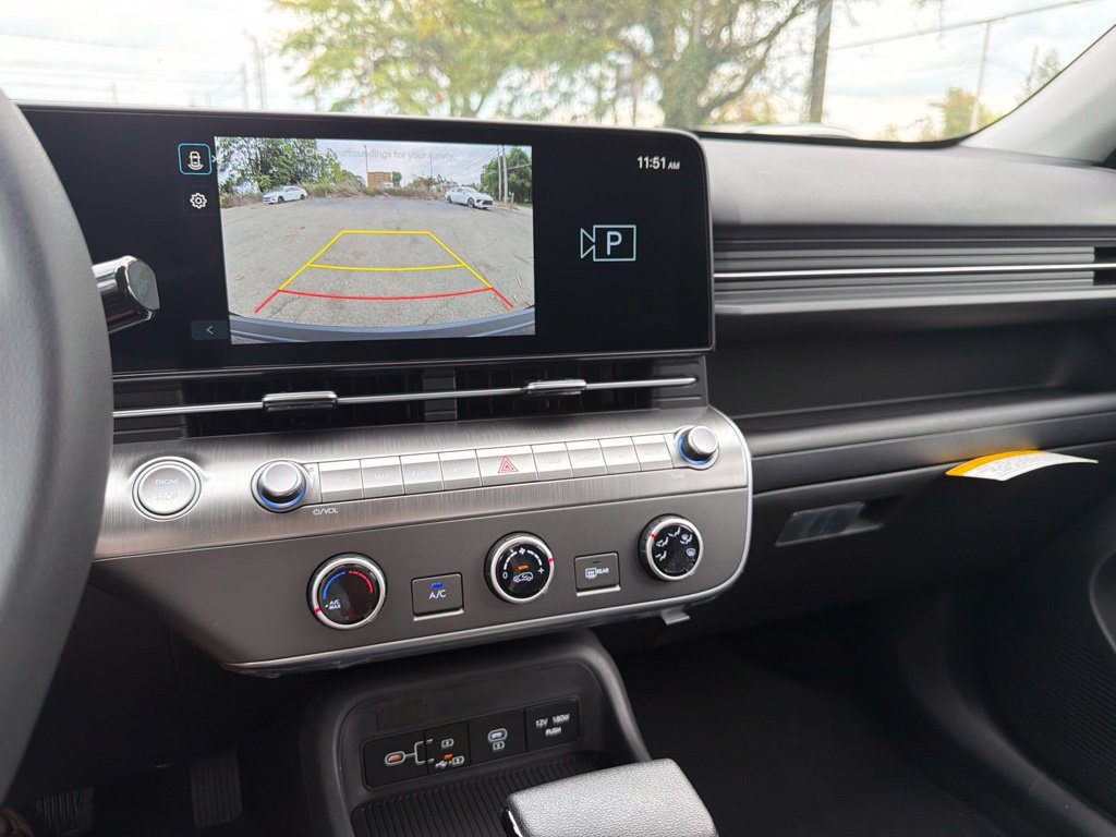 New 2027 Hyundai Kona SE AWD/4WD image 24
