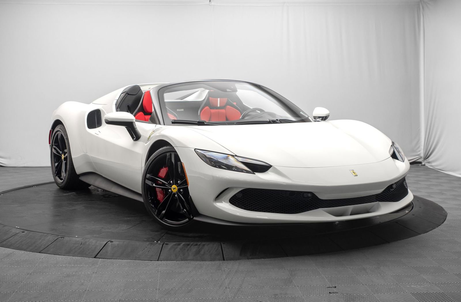 Used 2025 Ferrari 296 GTS RWD image 1