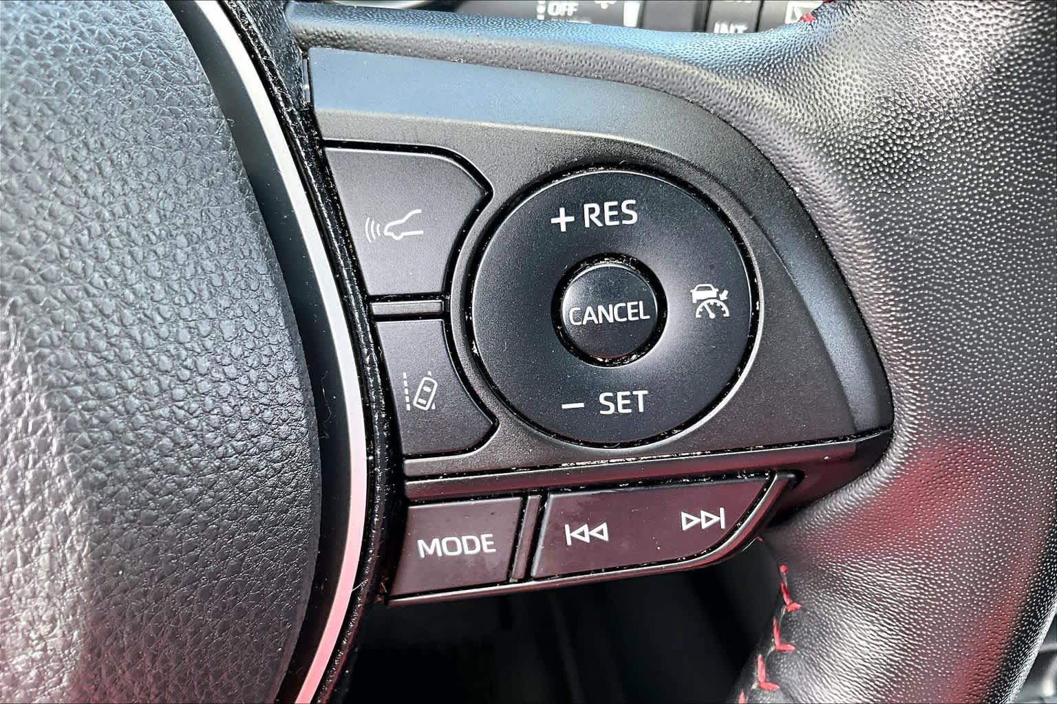 Used 2023 Toyota RAV4 SE w/ Weather & Moonroof Package AWD/4WD image 22