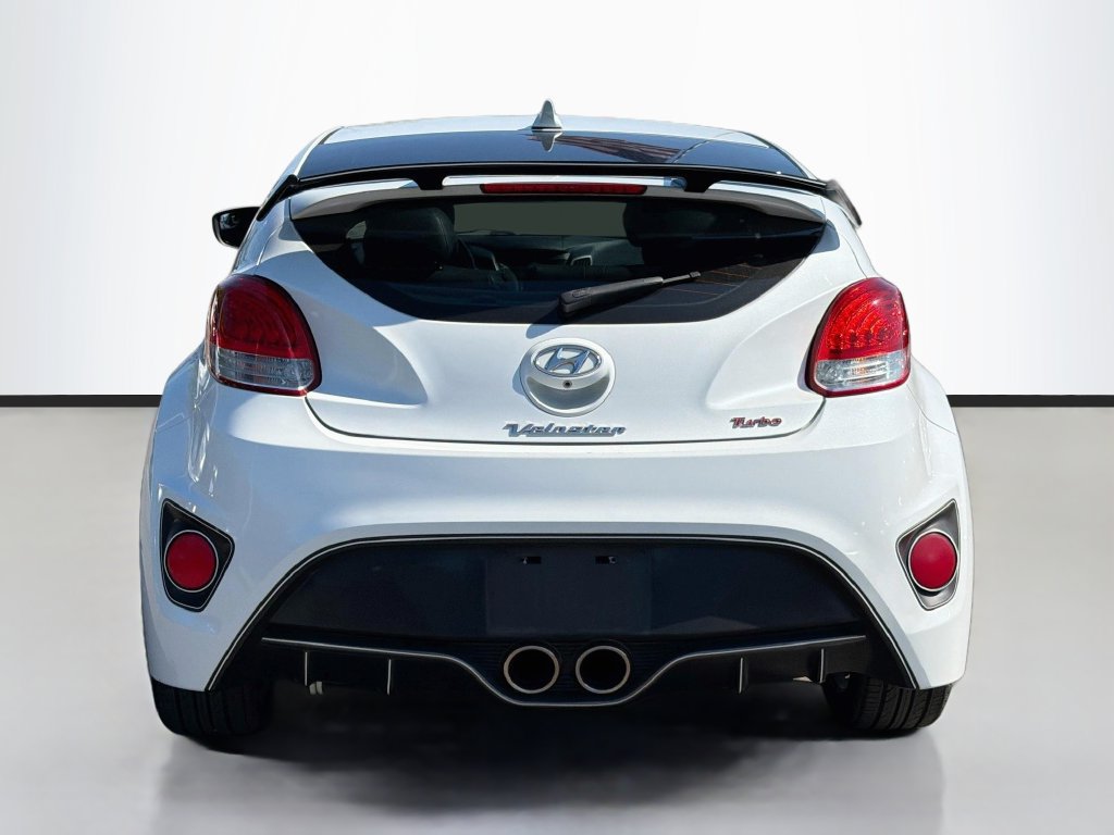 Used 2016 Hyundai Veloster Turbo FWD image 6