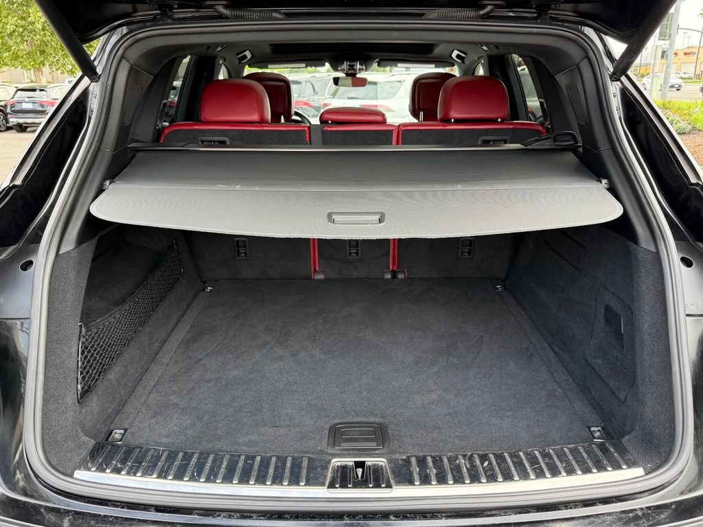 Used 2020 Porsche Cayenne AWD/4WD image 17