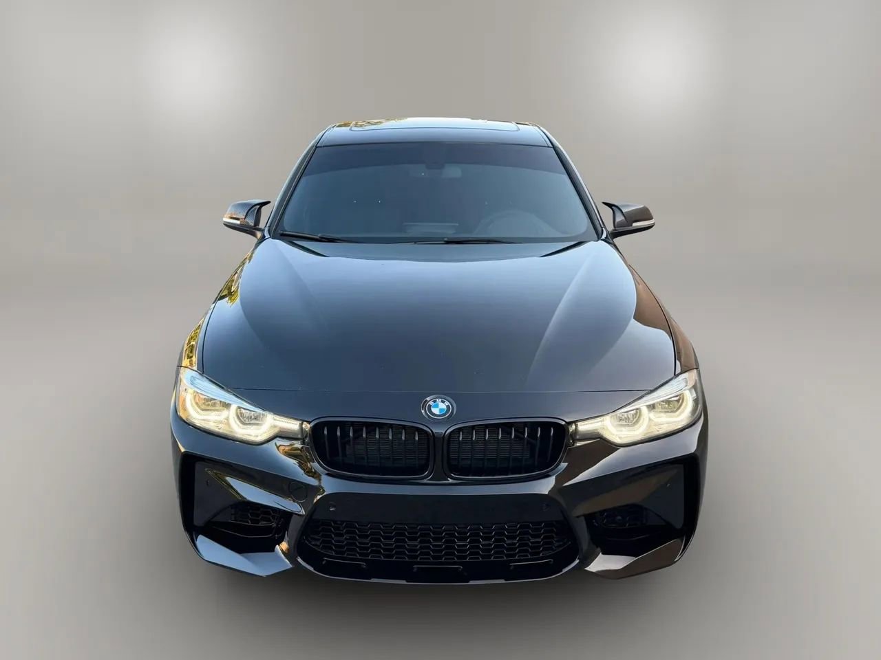 Used 2018 BMW 330i xDrive Sedan AWD/4WD image 5