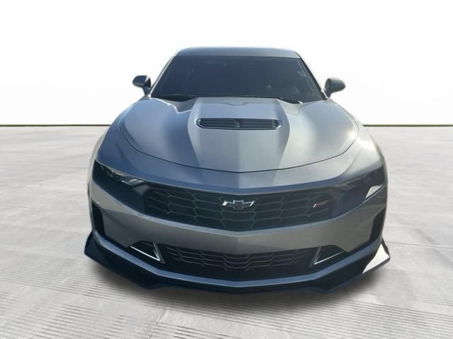 Used 2022 Chevrolet Camaro LT RWD image 9