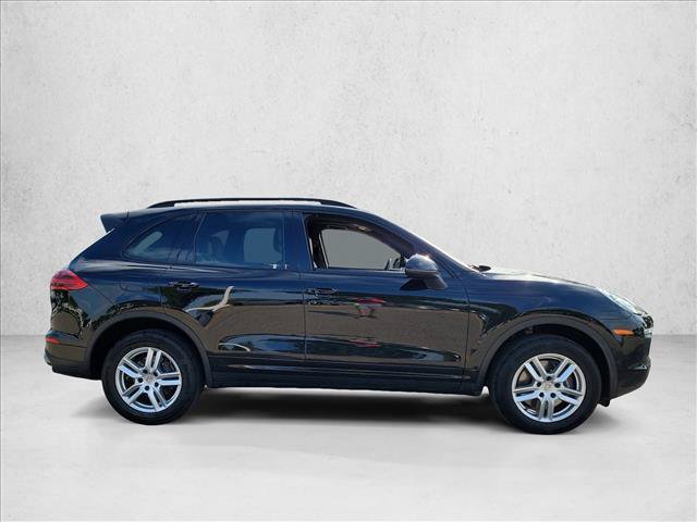 Used 2016 Porsche Cayenne AWD/4WD image 4