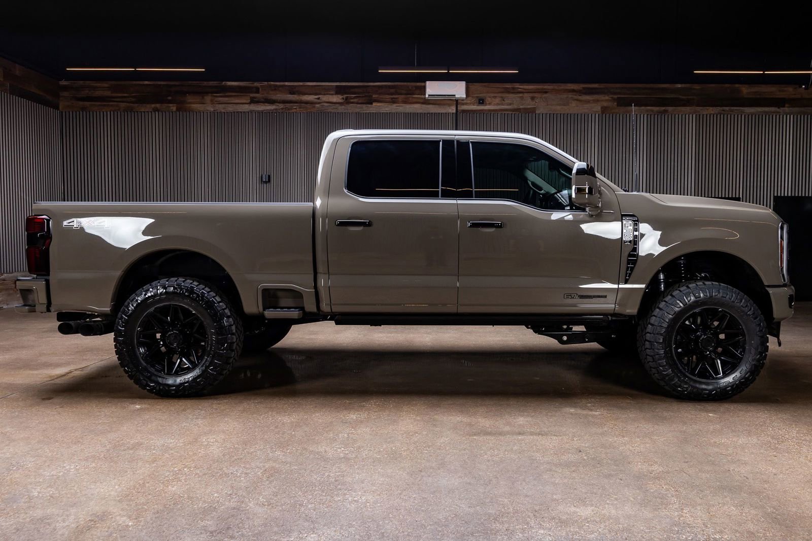 Used 2026 Ford F350 Platinum AWD/4WD image 11