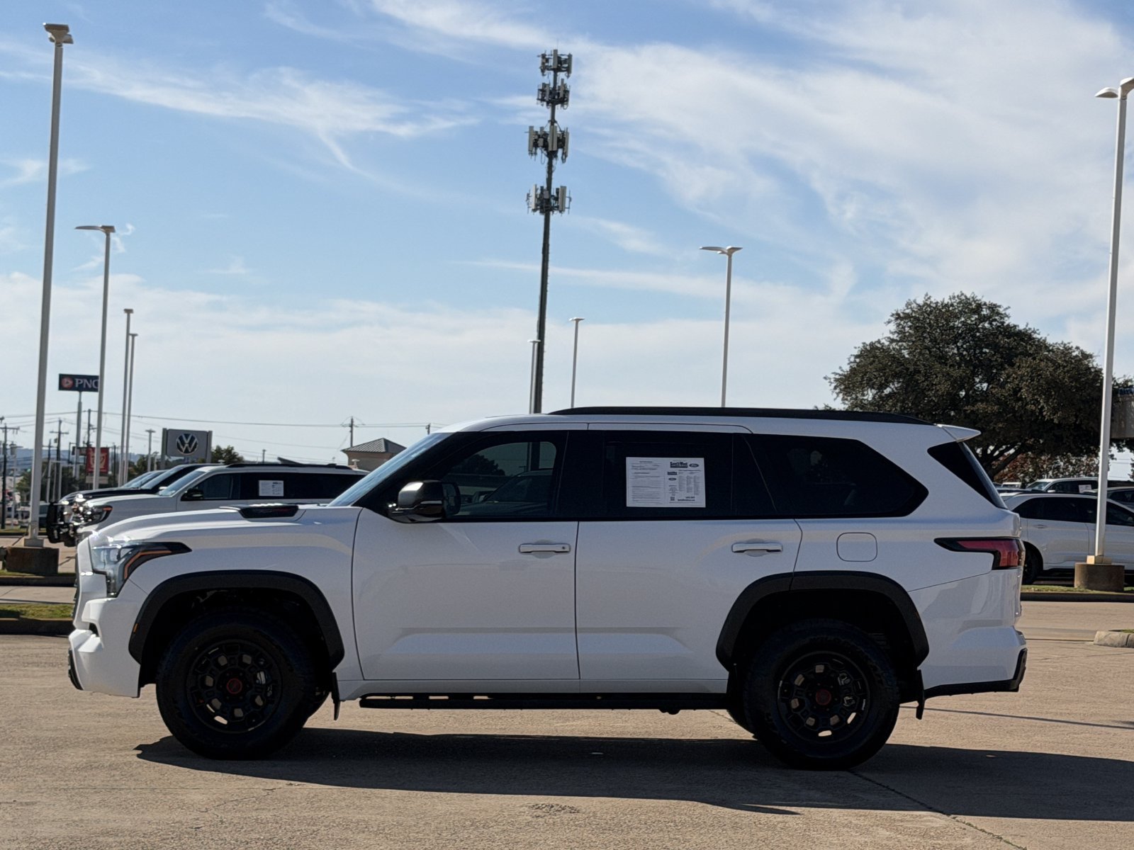Used 2025 Toyota Sequoia TRD Pro AWD/4WD image 7