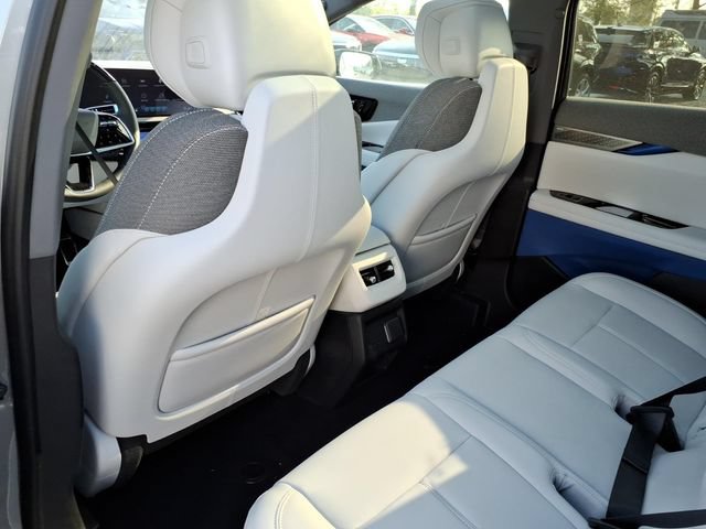New 2027 Cadillac Optiq Luxury AWD/4WD image 14