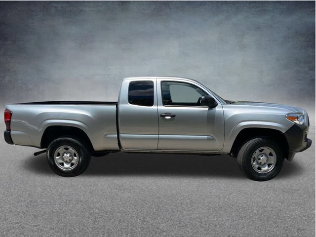 Used 2022 Toyota Tacoma SR RWD image 2