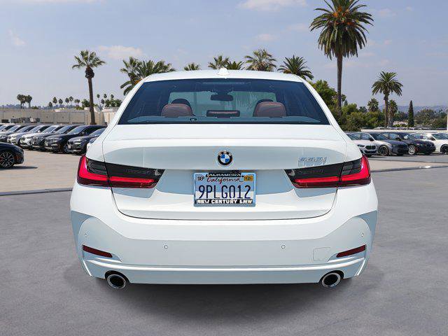 Used 2024 BMW 330i Sedan w/ Convenience Package image 6
