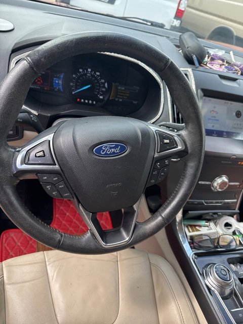 Used 2020 Ford Edge Titanium image 8