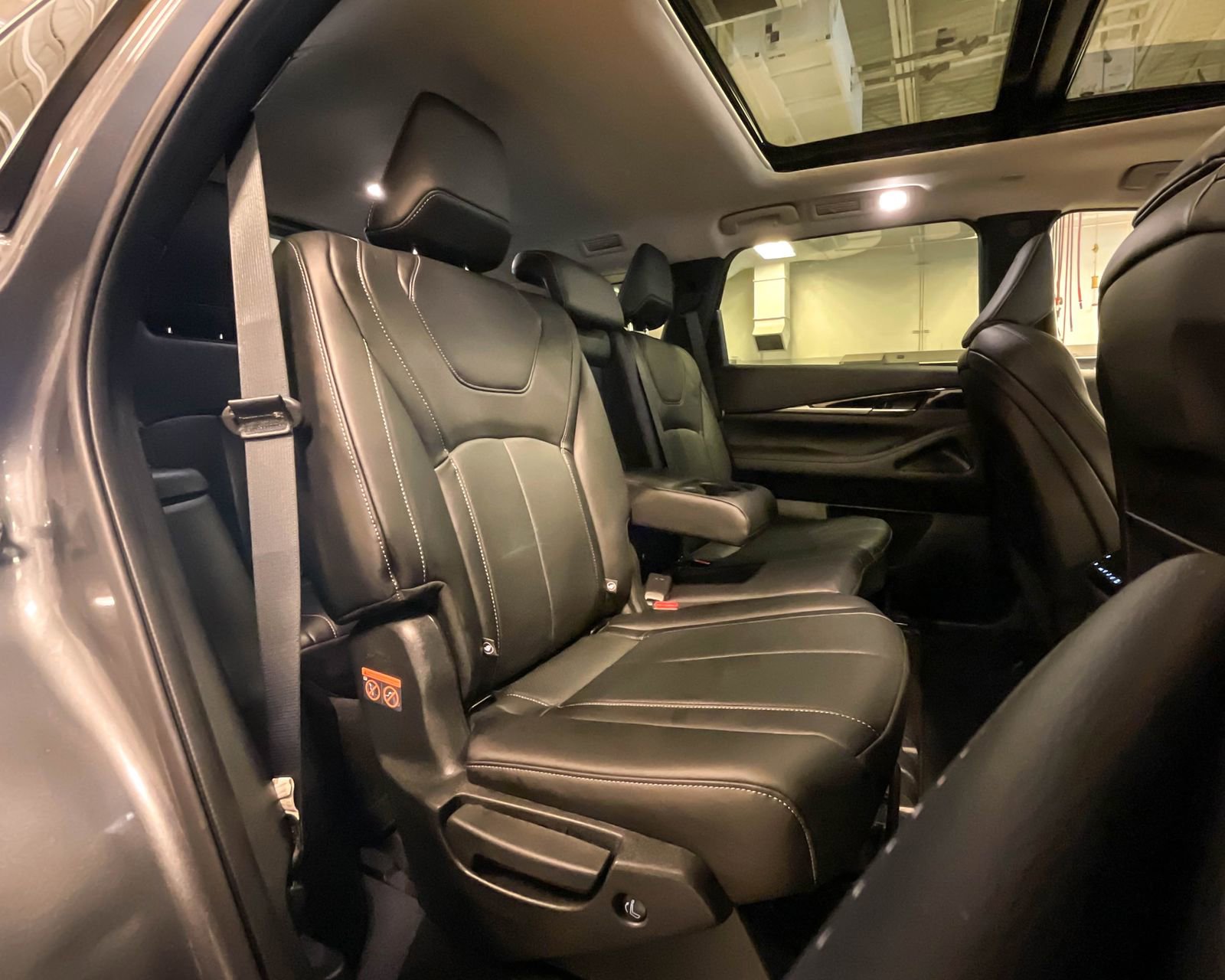 Certified 2025 INFINITI QX60 Pure image 18